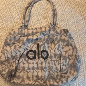 ALO Yoga Patterned Gray Tote Bag